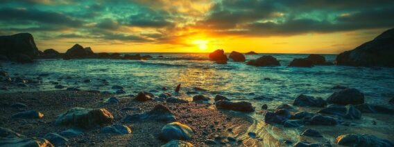 Sea-stones-Sunset-160136-915×515